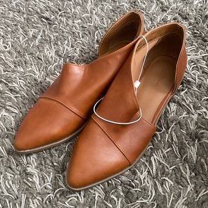 Universal thread booties Sz 7